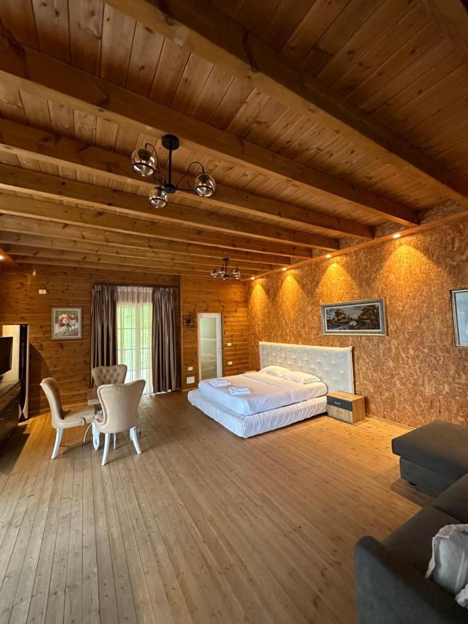 Bianca Hotel & Villa Priska e Madhe Exteriör bild